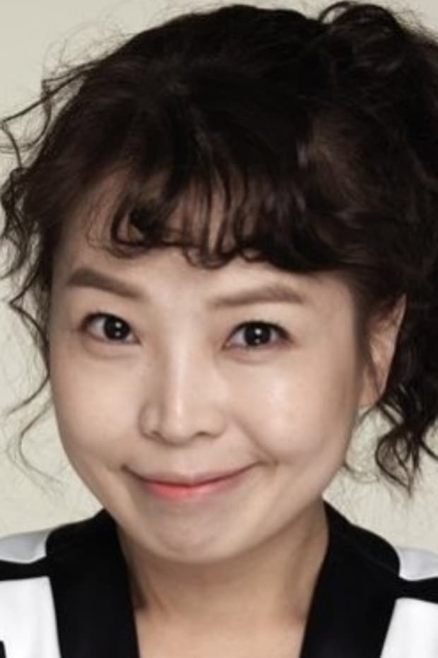 Hong Ji-young Profile Photo