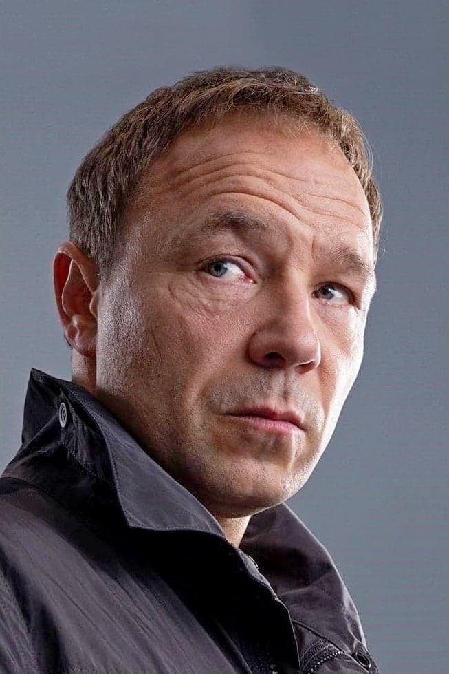 Stephen Graham Profile Photo