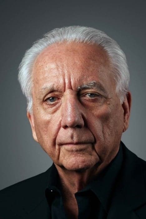 Bob Gunton Profile Photo