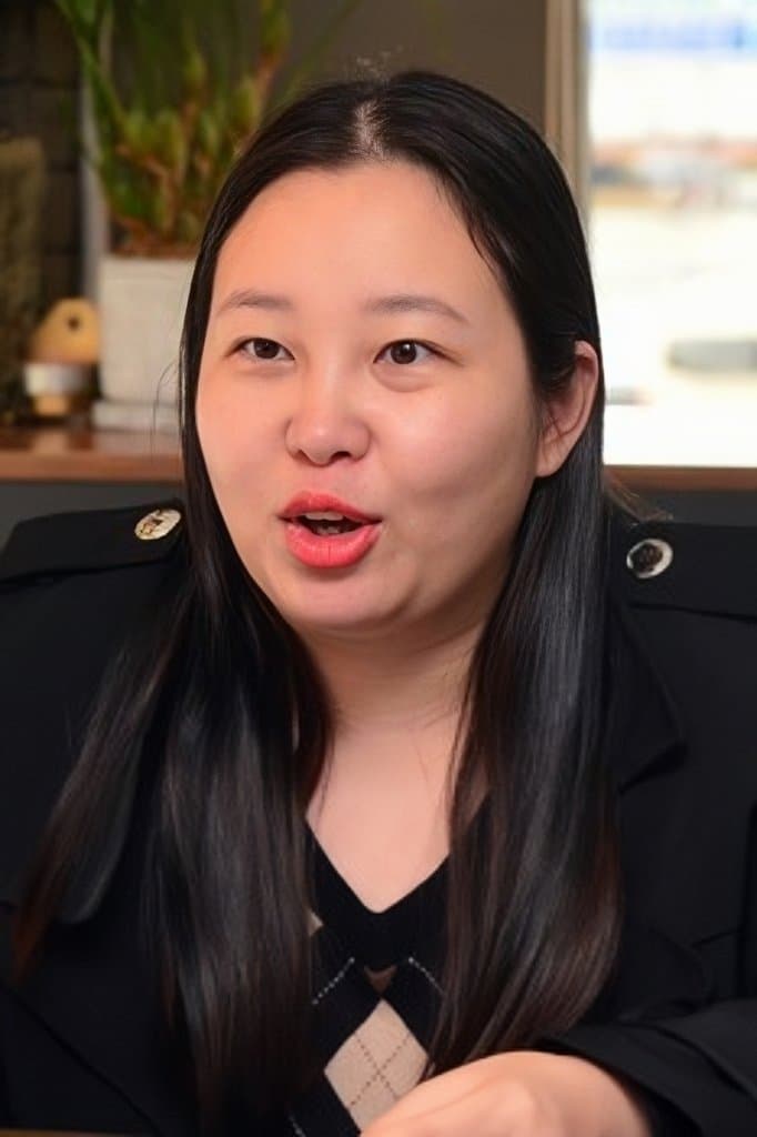 Park Soo-jung Profile Photo