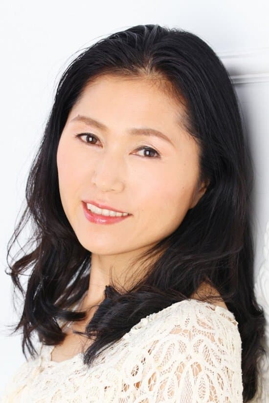 Emi Shinohara Profile Photo