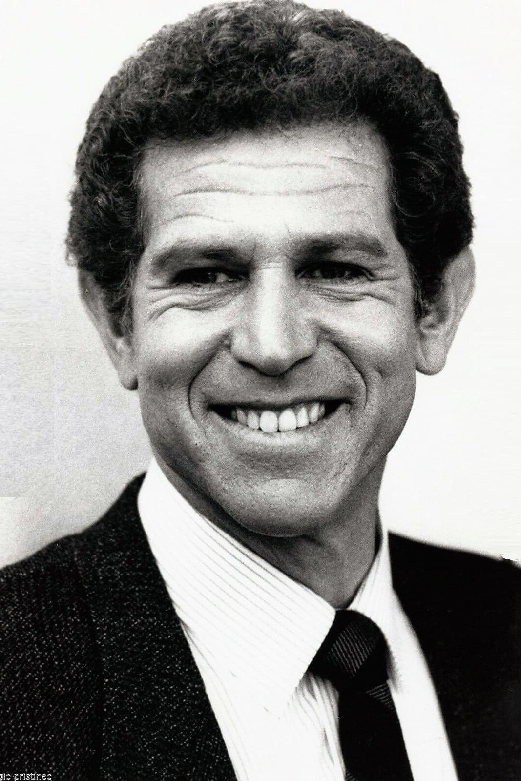 Tony Roberts Profile Photo