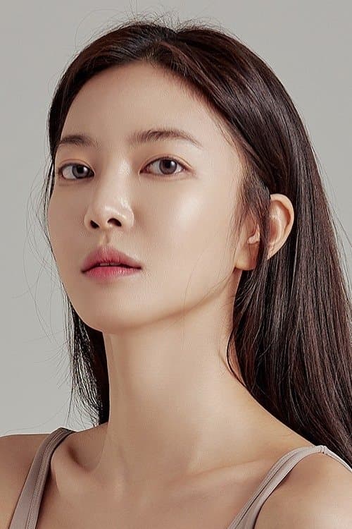 Kim Yun-jee Profile Photo
