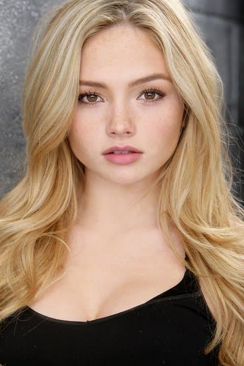 Natalie Alyn Lind Profile Photo