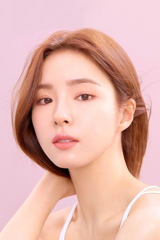 Shin Se-kyung Profile Photo