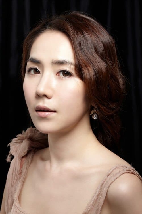 Go Ho-kyung Profile Photo