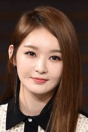 Kang Min-kyung Profile Photo