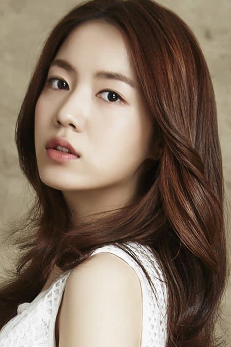 Ryu Hwa-young Profile Photo
