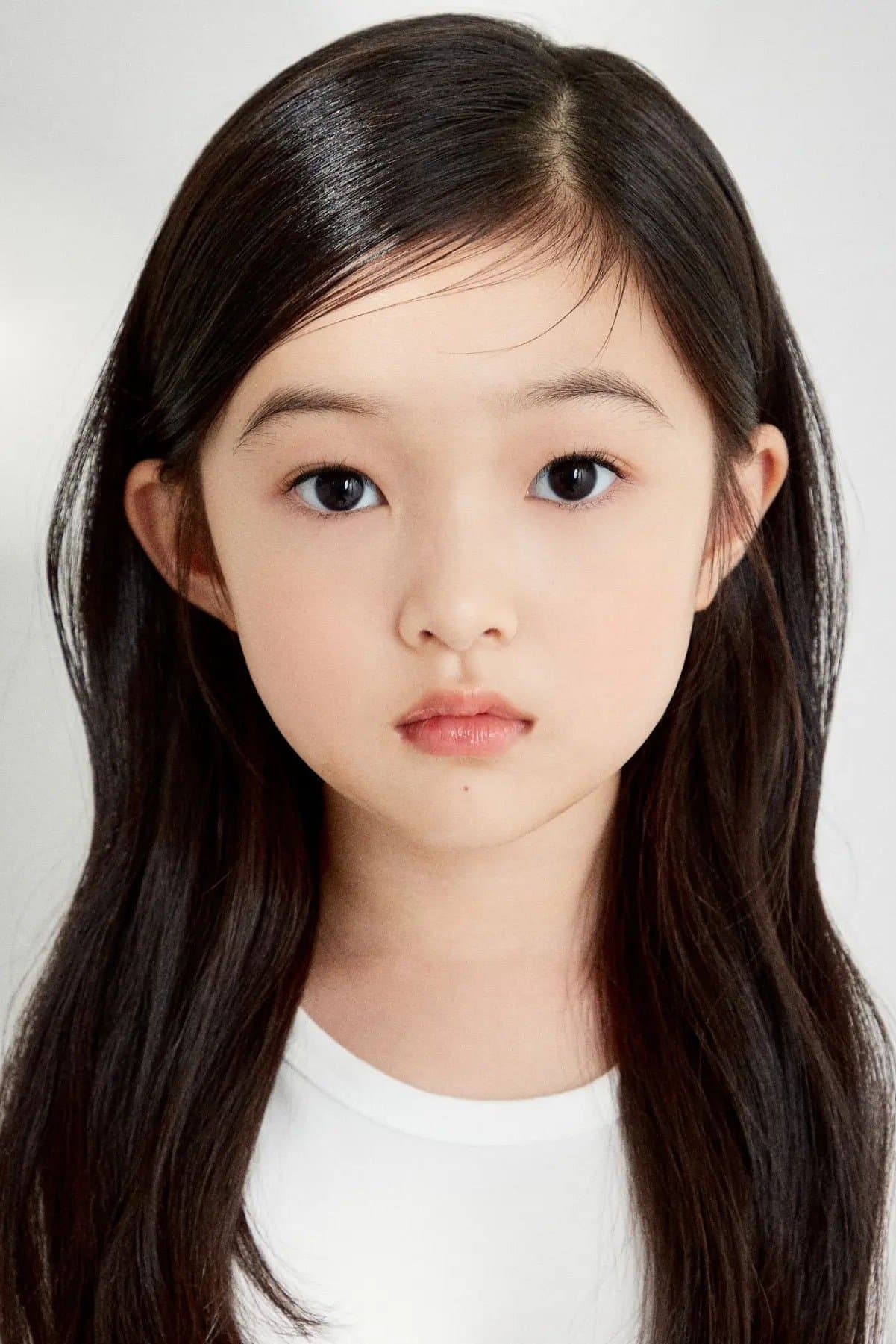 Yoon Chae-na Profile Photo