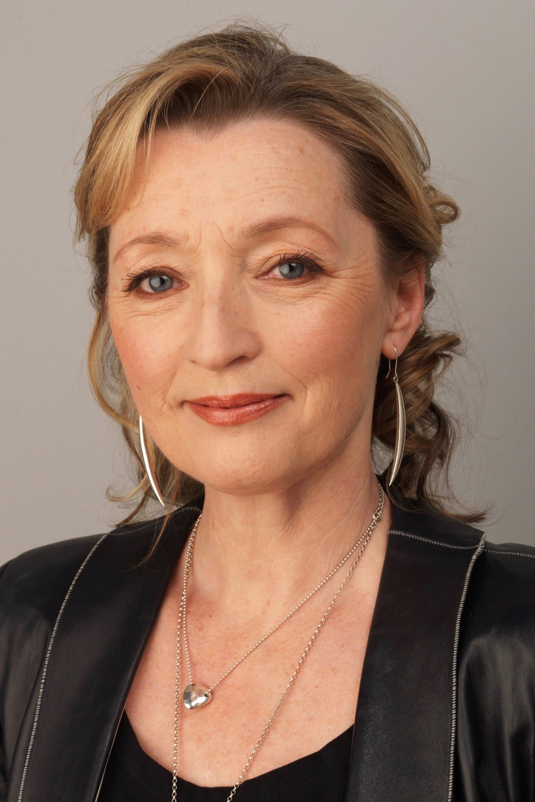 Lesley Manville Profile Photo