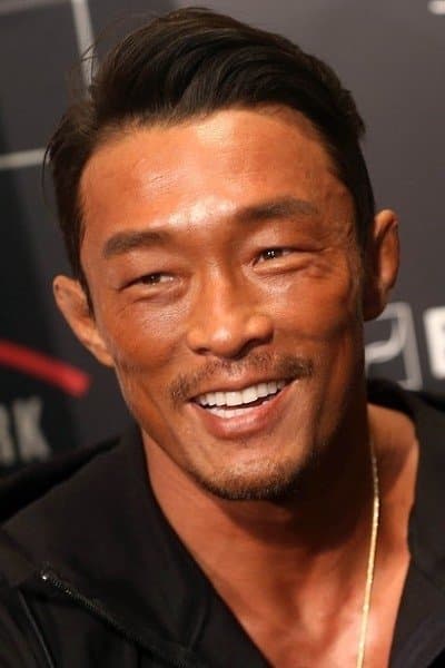 Yoshihiro Akiyama Profile Photo