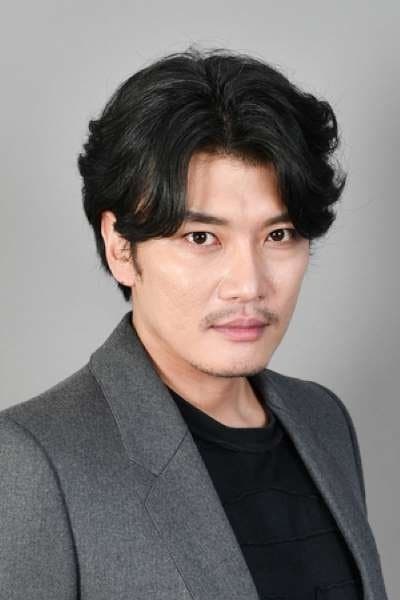 Kim Yoon-sung Profile Photo