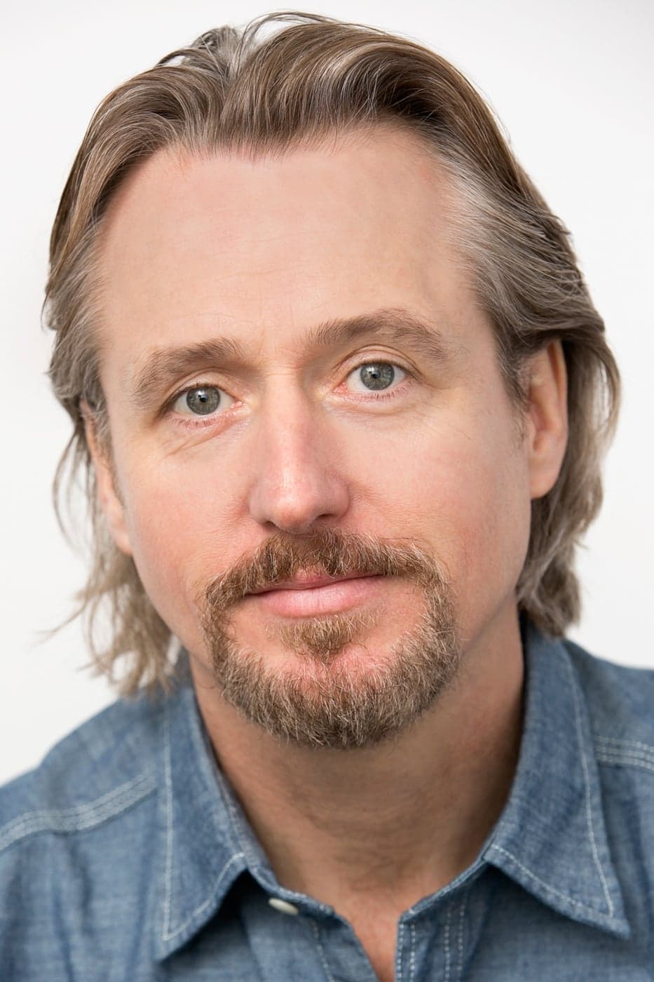 Linus Roache Profile Photo
