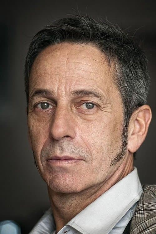 Alfredo Castro Profile Photo