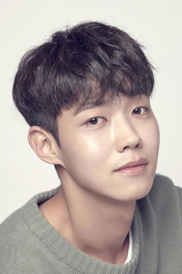 Lee Kyeong-min Profile Photo