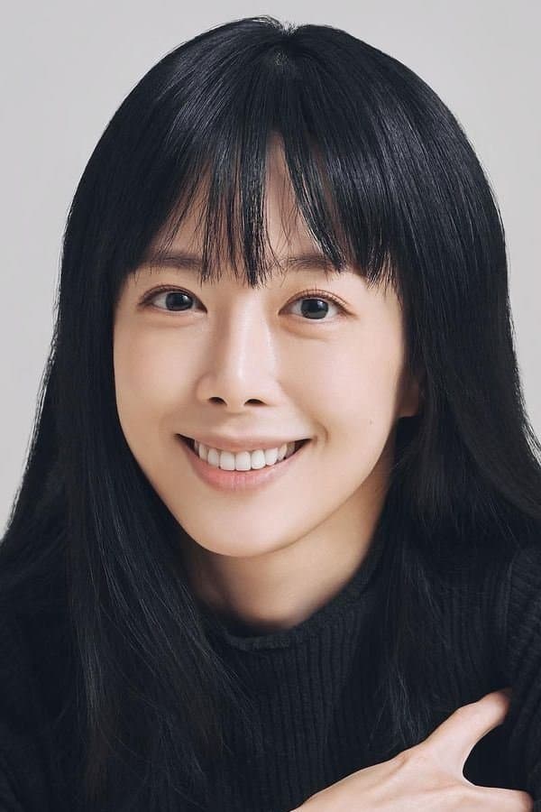 Shin Ji-soo Profile Photo