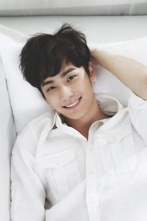 Jo Yoon-woo Profile Photo