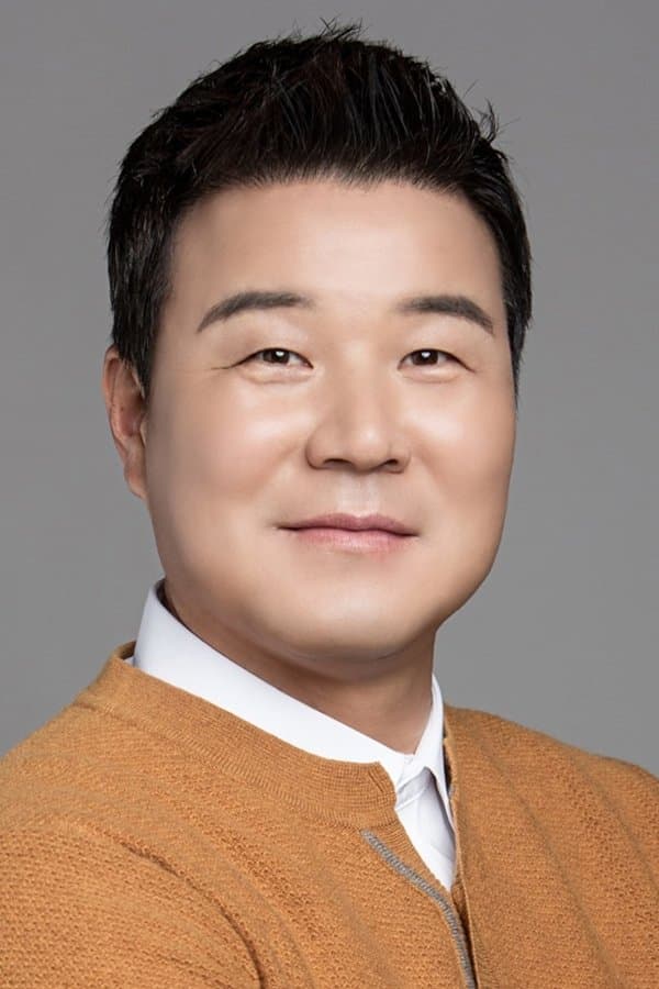 Lee Hyung-taik Profile Photo