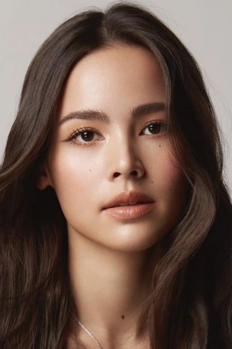 Urassaya Sperbund Profile Photo