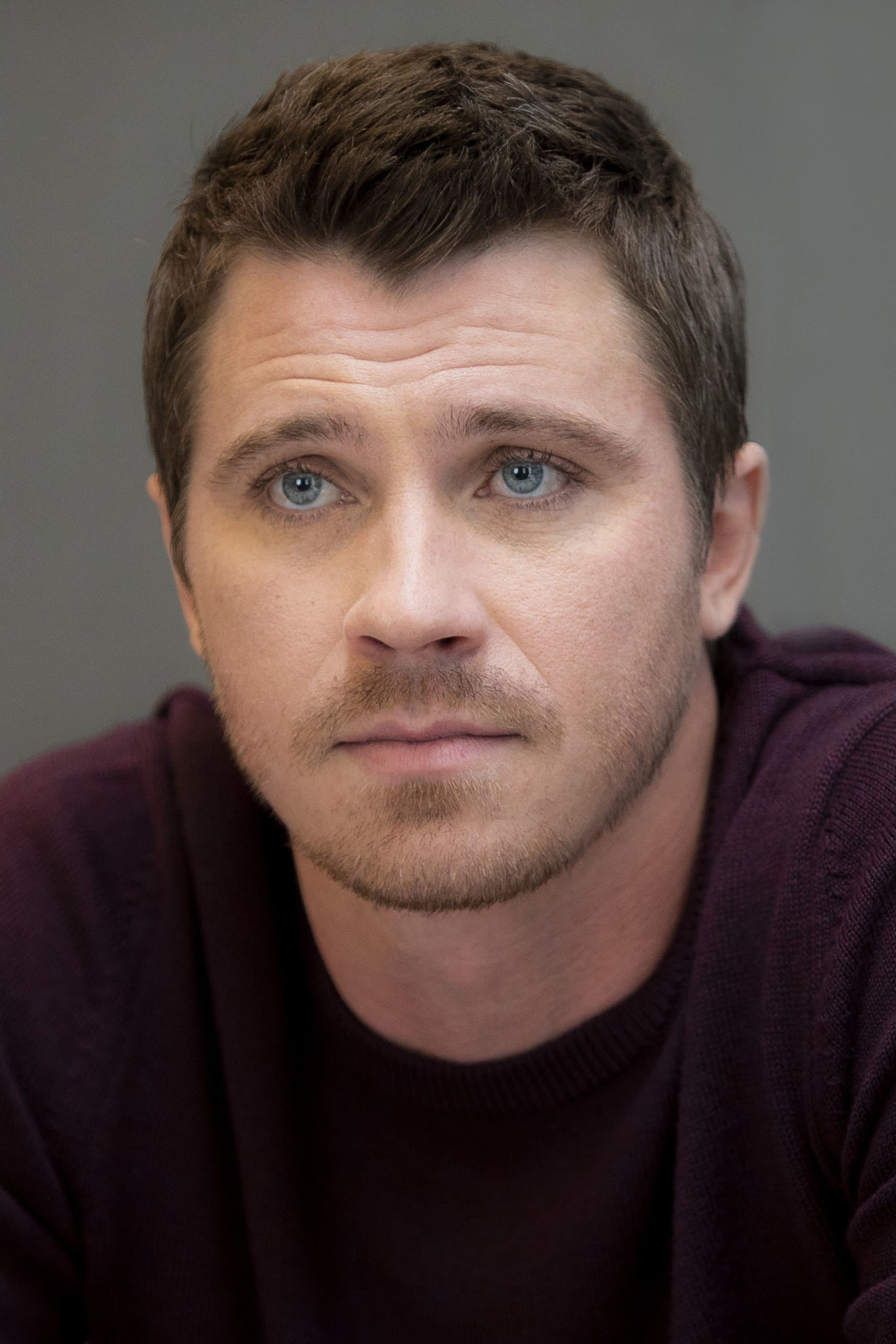 Garrett Hedlund Profile Photo