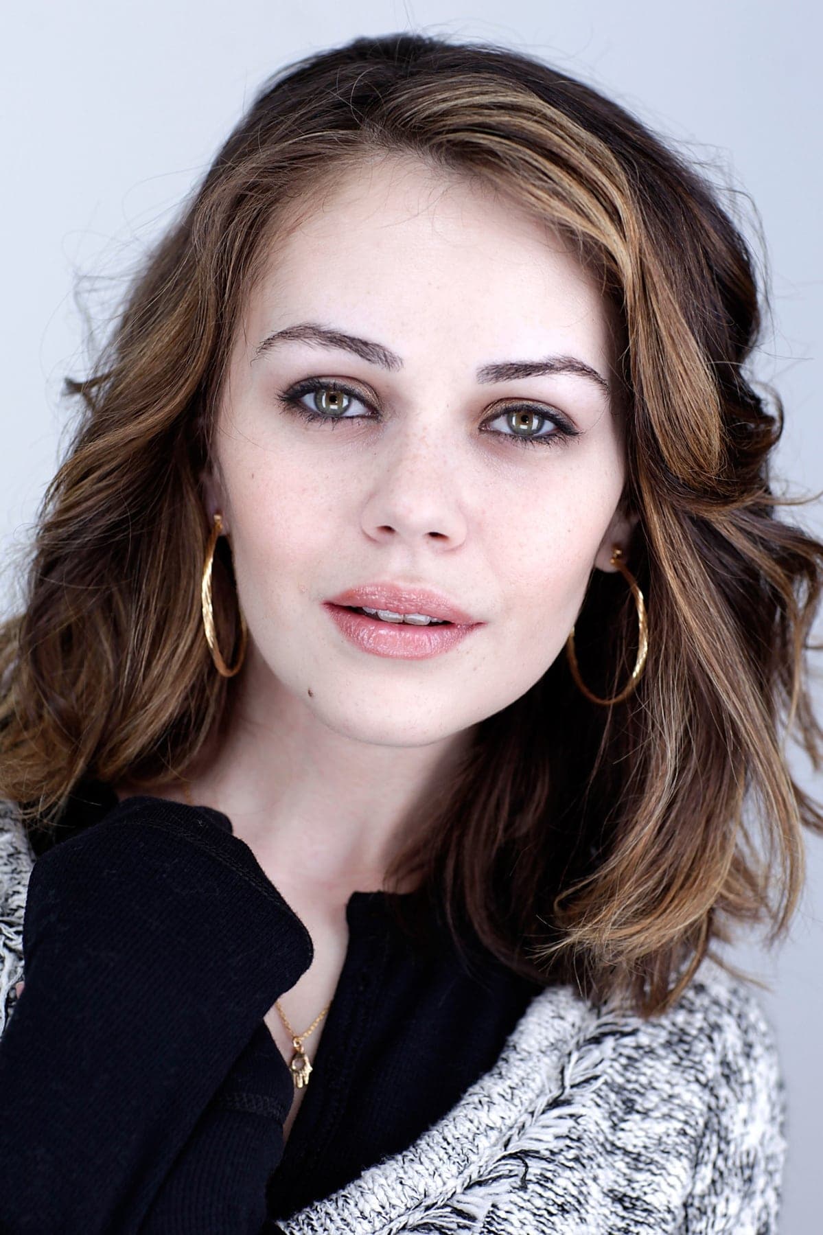 Alexis Dziena Profile Photo