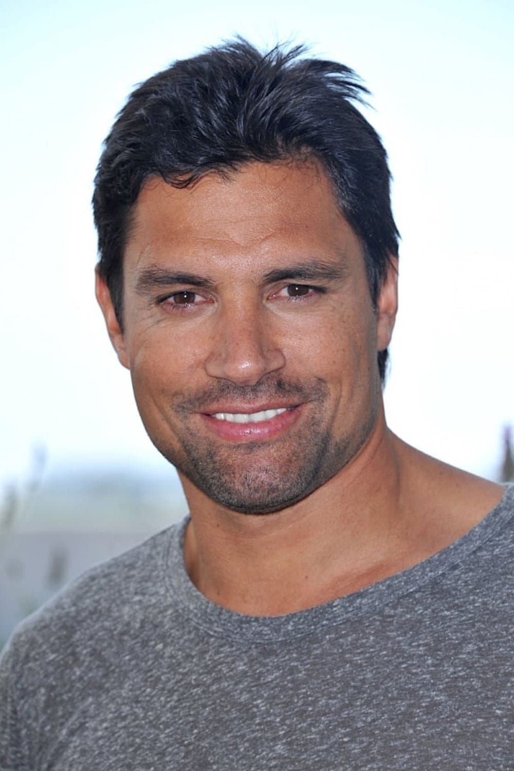 Manu Bennett Profile Photo