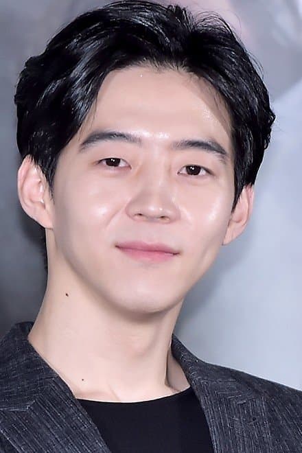 Park Yu-hwan Profile Photo