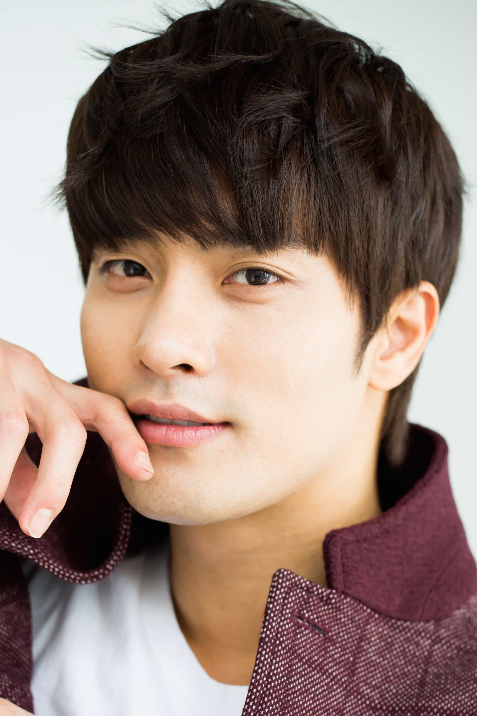 Sung Hoon Profile Photo