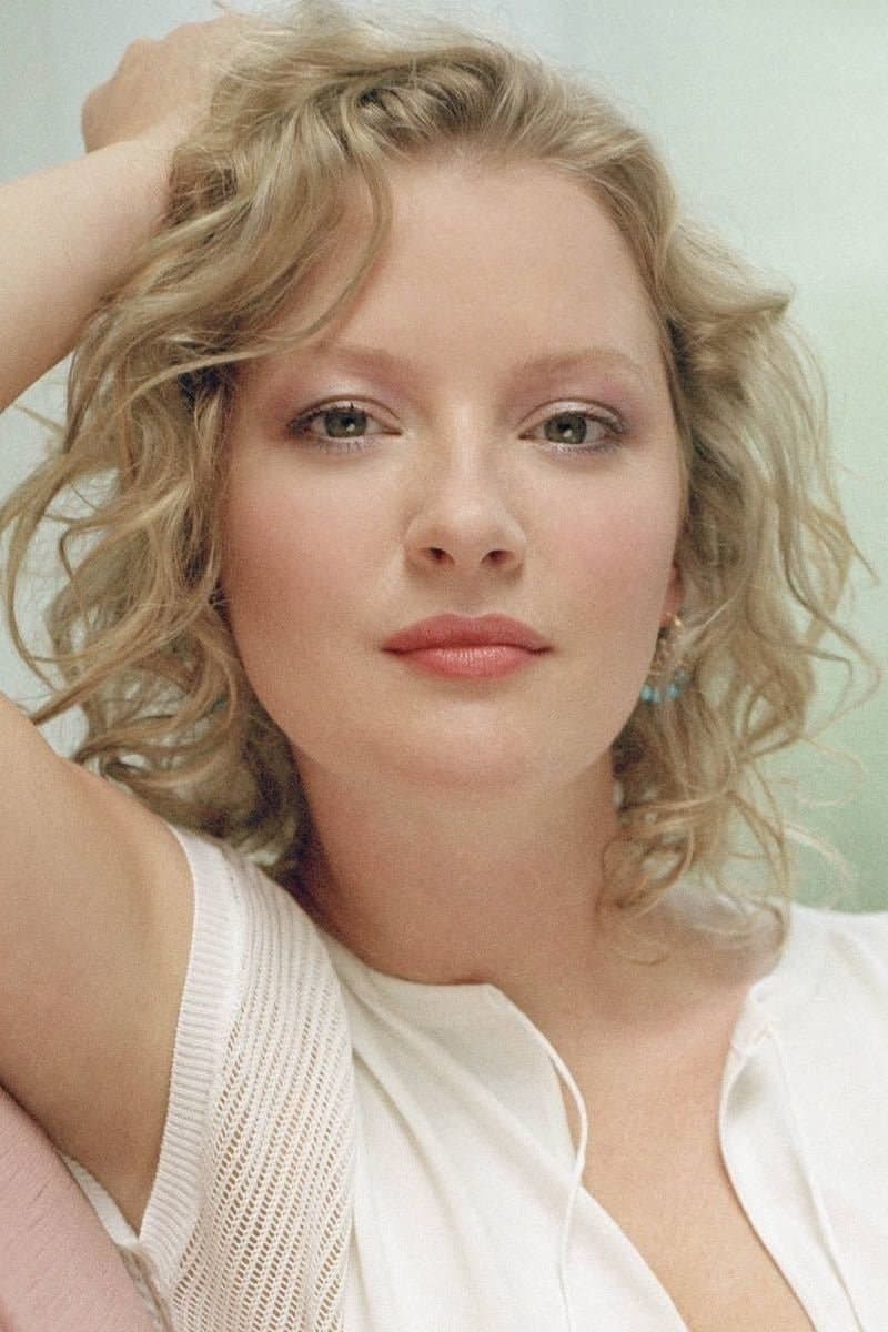 Gretchen Mol Profile Photo
