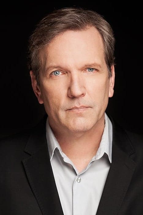 Martin Donovan Profile Photo