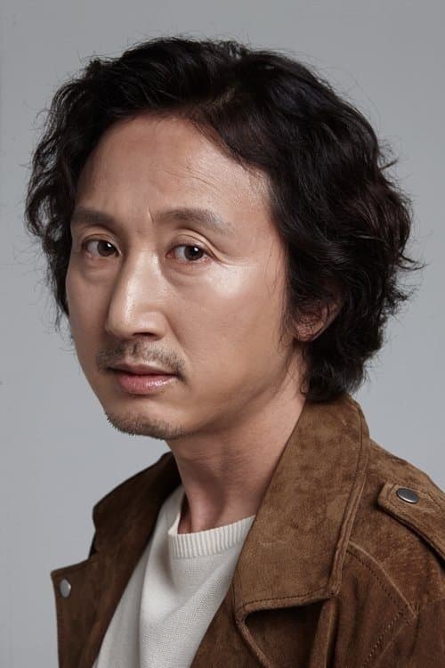 Kim Young-woong Profile Photo