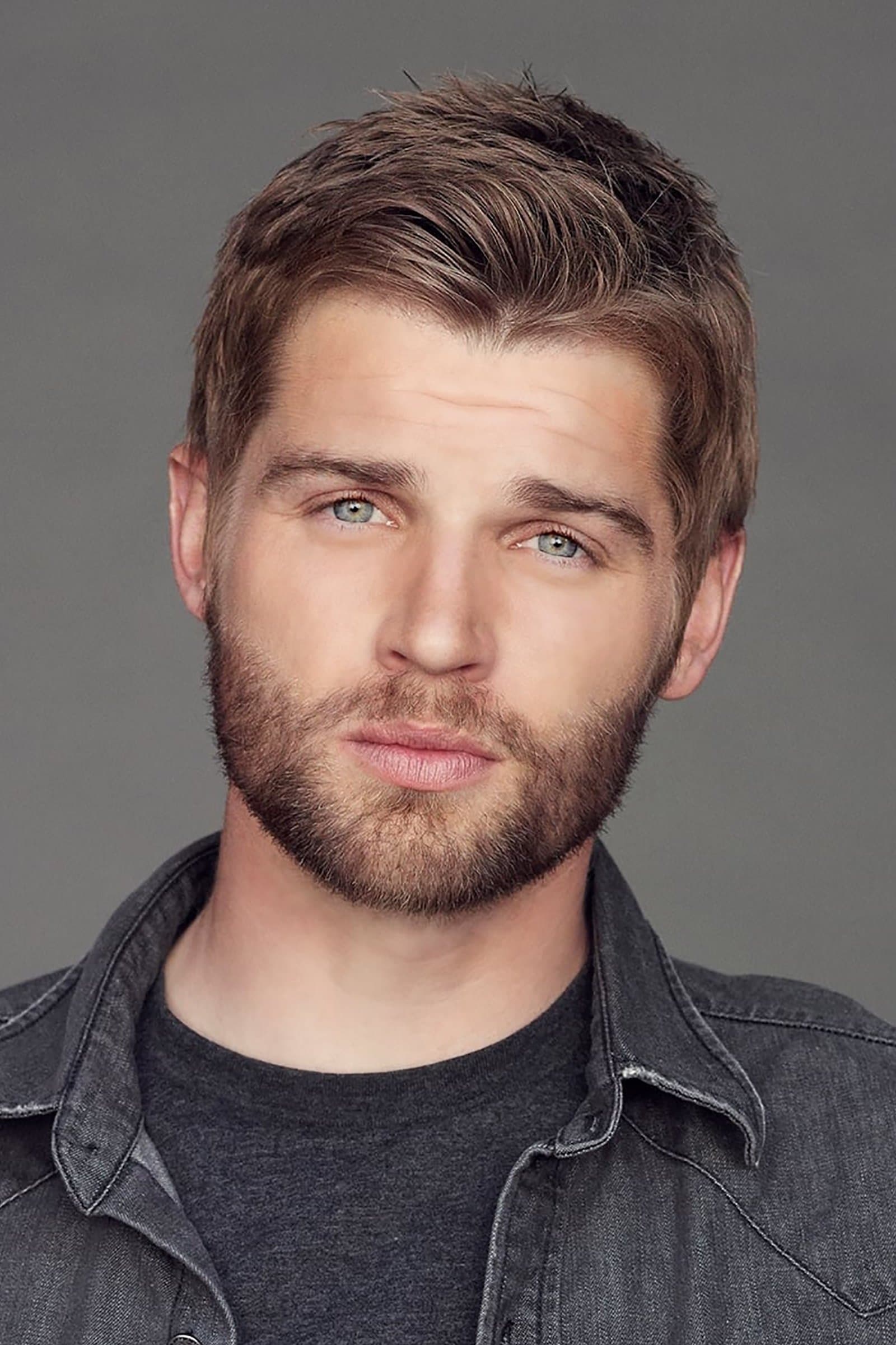 Mike Vogel Profile Photo