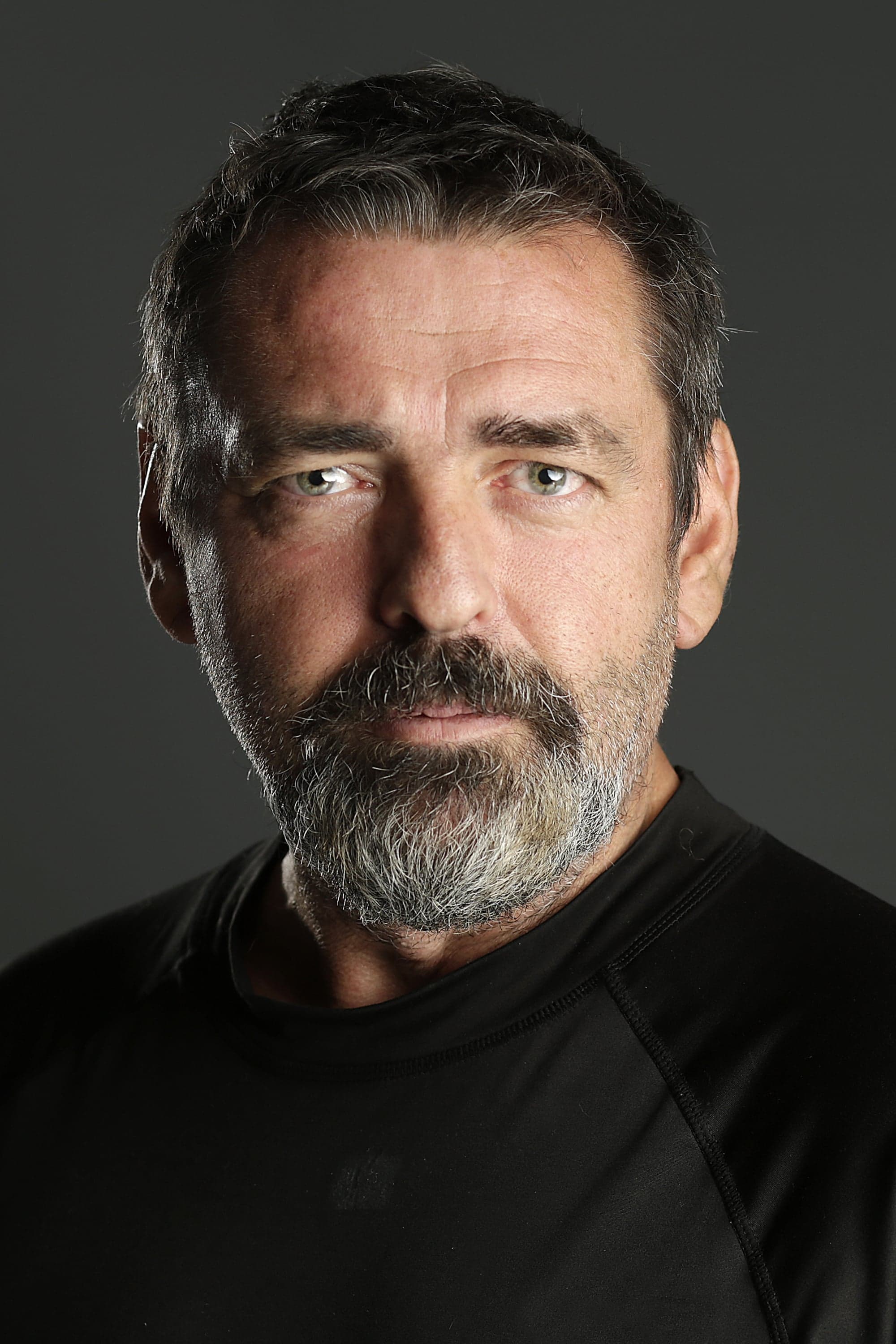 Angus Macfadyen Profile Photo