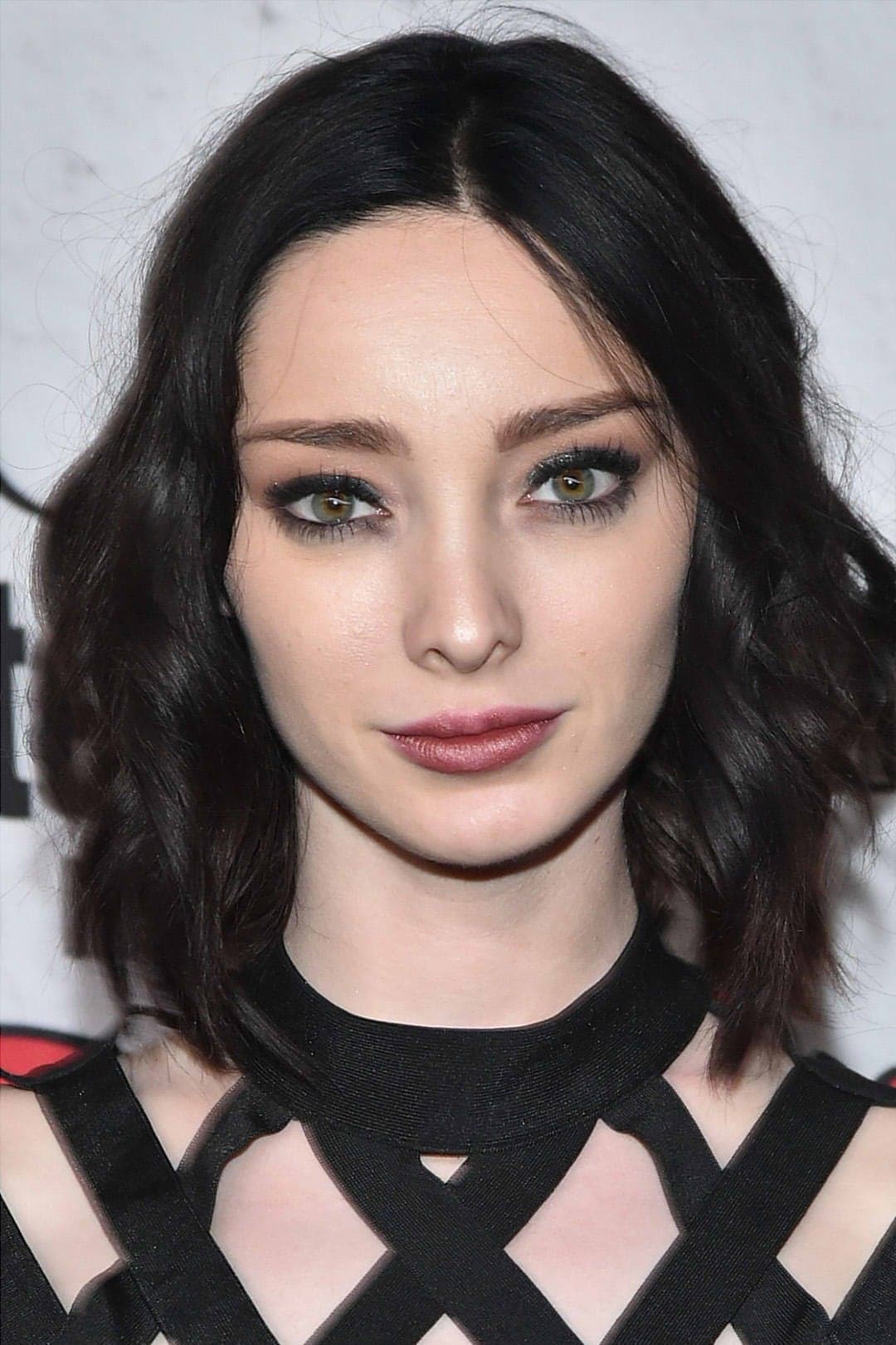 Emma Dumont