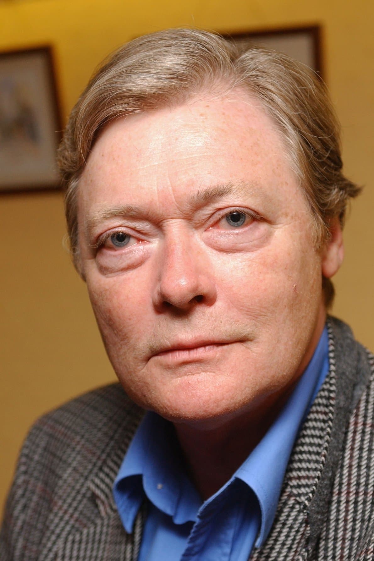 Simon Ward Profile Photo