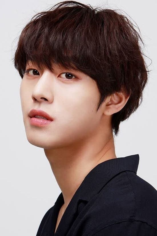 Ahn Hyo-seop Profile Photo