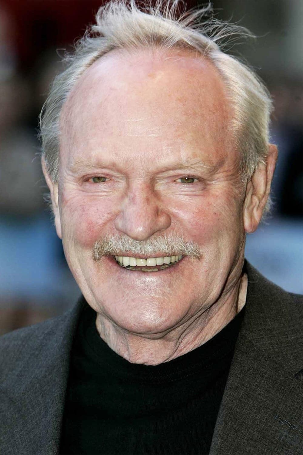 Julian Glover Profile Photo