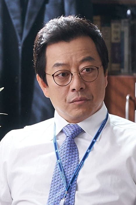 Lee Ki-young Profile Photo