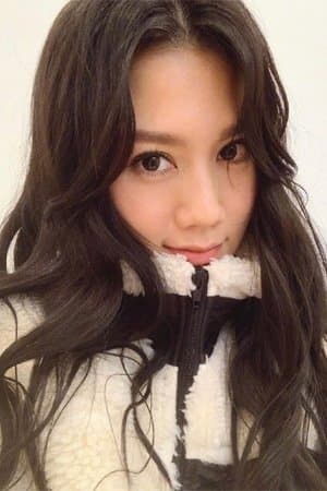 Chrissie Chau Profile Photo