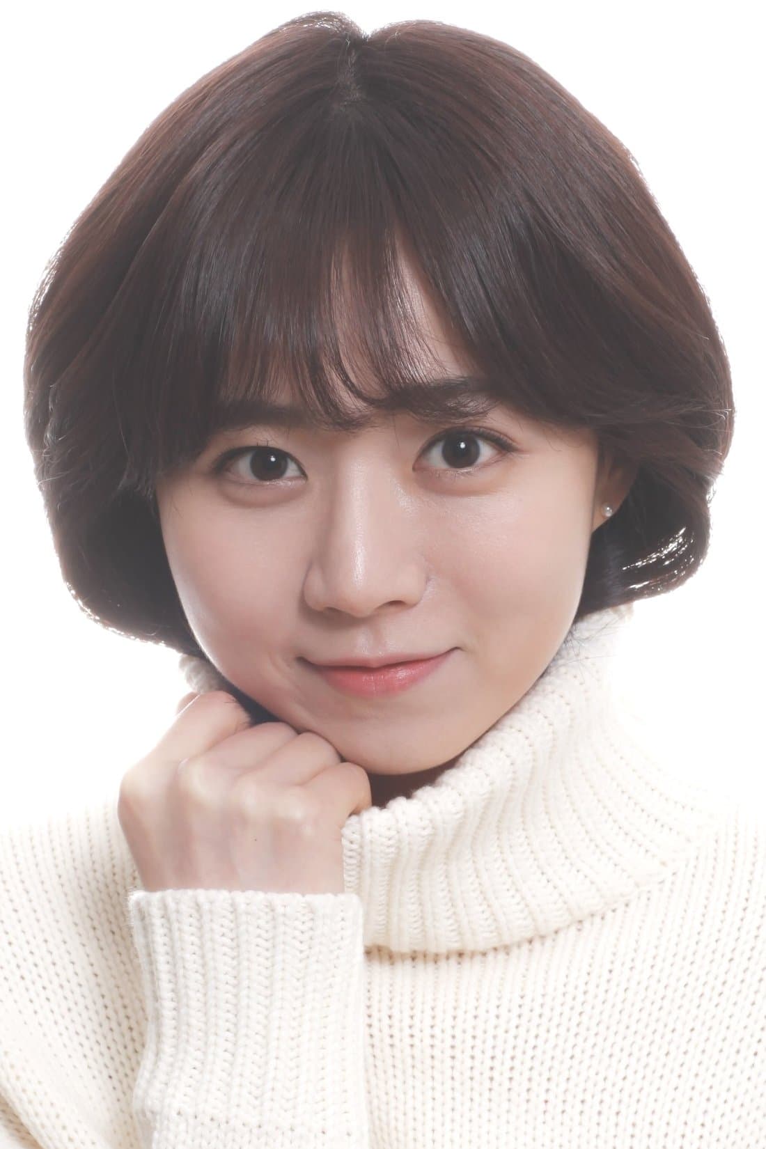 Son Min-ji Profile Photo