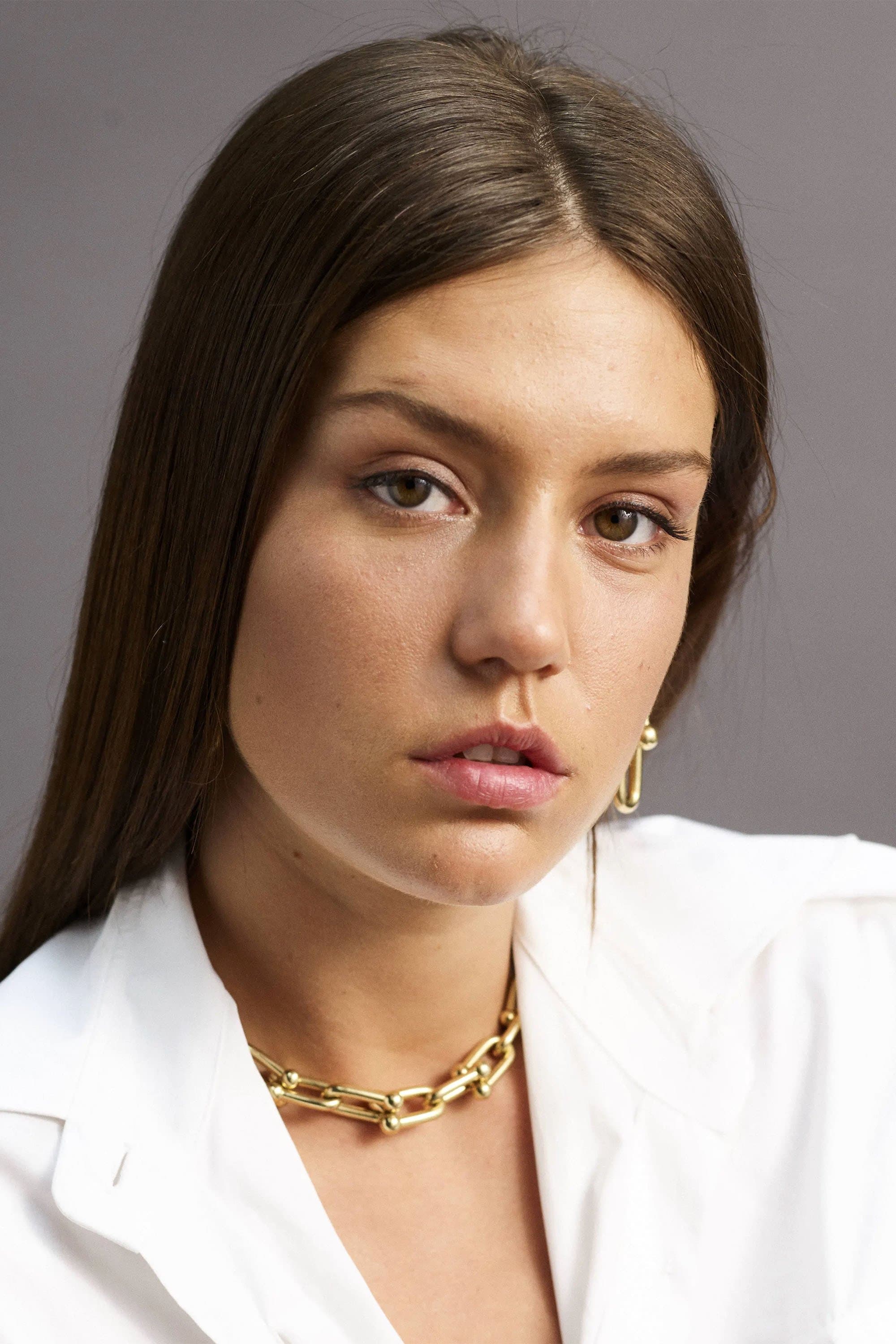 Adèle Exarchopoulos Profile Photo
