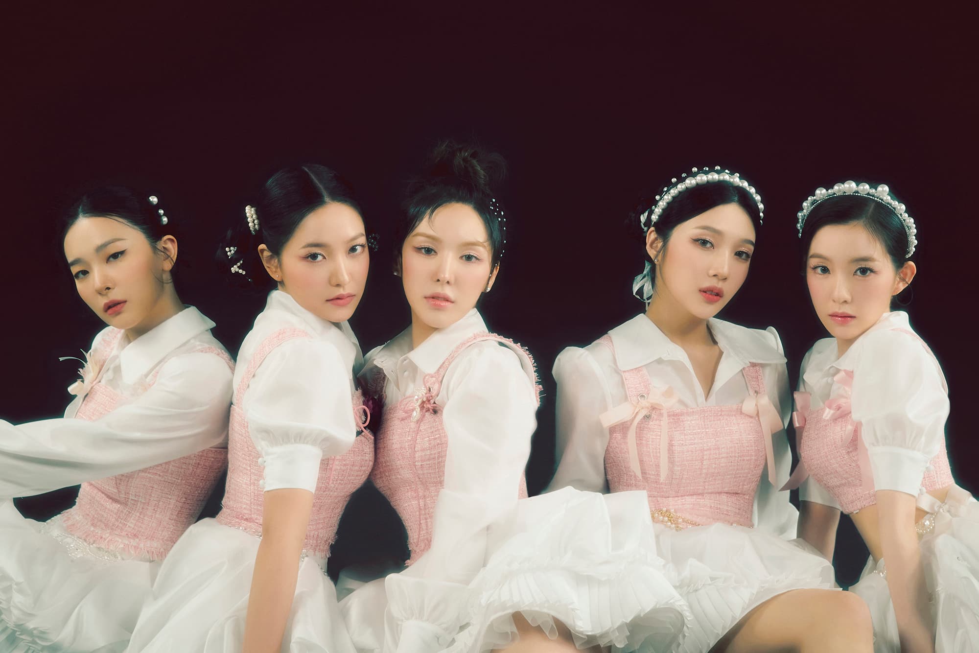 Red Velvet to Make Their Comeback in November