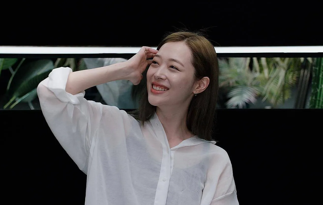Sulli’s Brother Faces Backlash Over Controversial 6th Anniversary Tribute Post