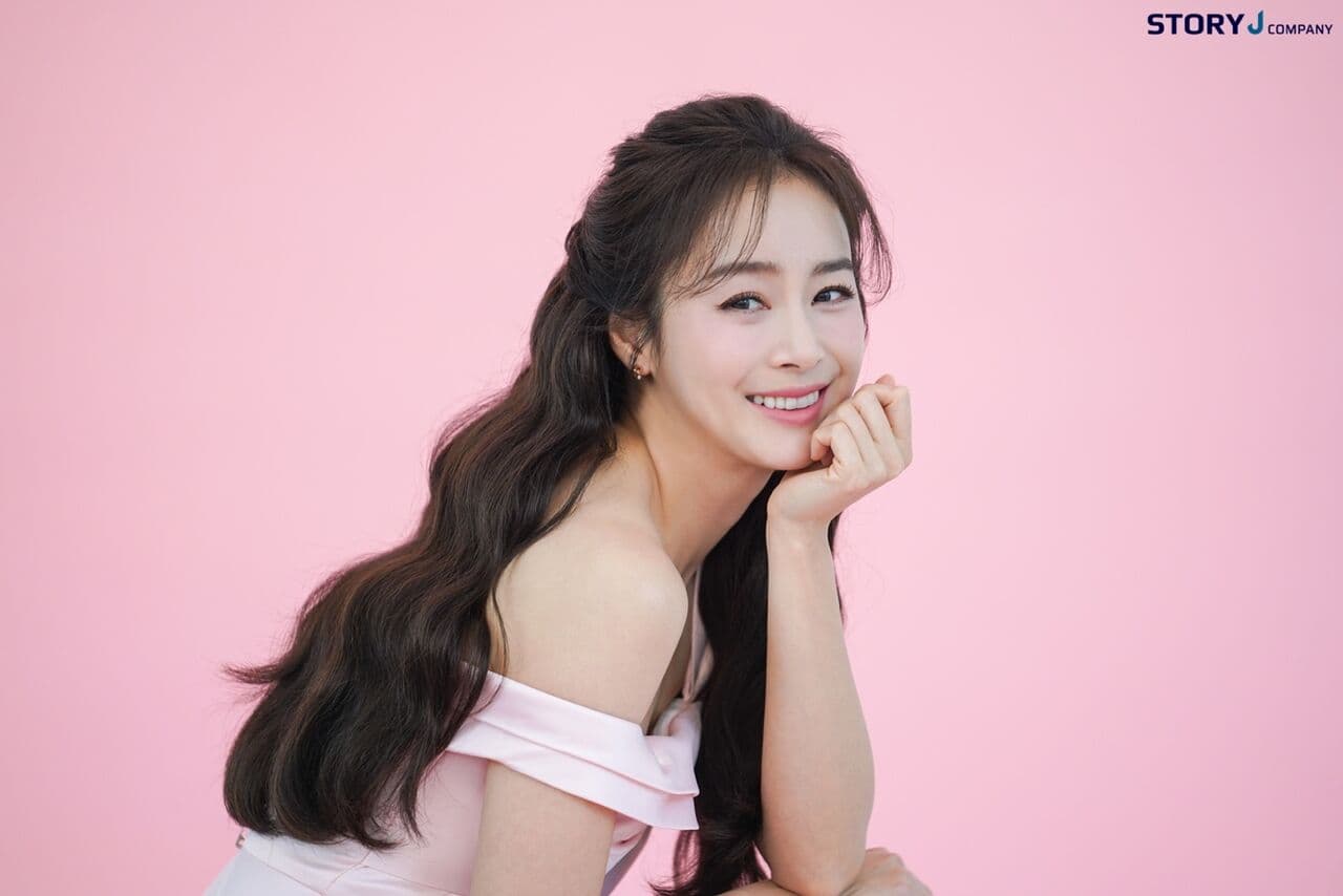 Kim Tae Hee in Talks to Make Her Comeback with New Thriller Drama by &#8216;Twenty-Five Twenty-One&#8217; Director