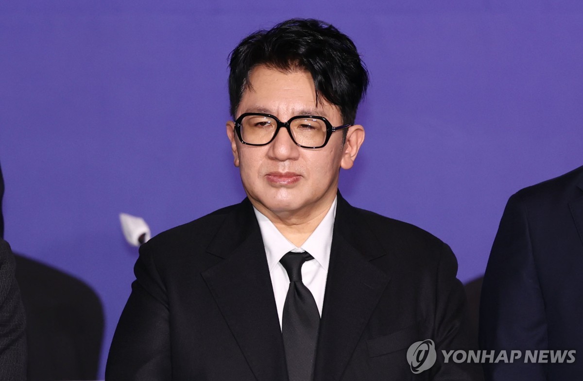 Bang Si Hyuk’s $106 Million in HYBE Shares Frozen Amid Investigation and Jungkook’s Dating Rumors