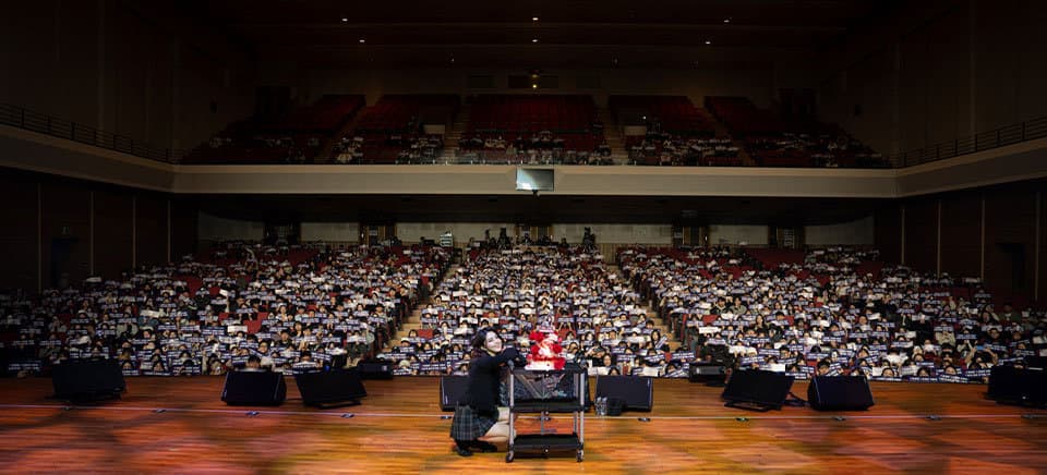 Han So Hee&#8217;s &#8216;Sold Out&#8217; Seoul Fan Meeting Sees Empty Seats
