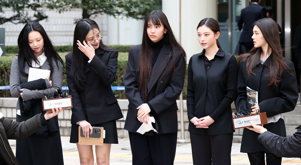 Hyein’s Father Opposed Lawsuit Against ADOR; Mother Granted Parental Rights