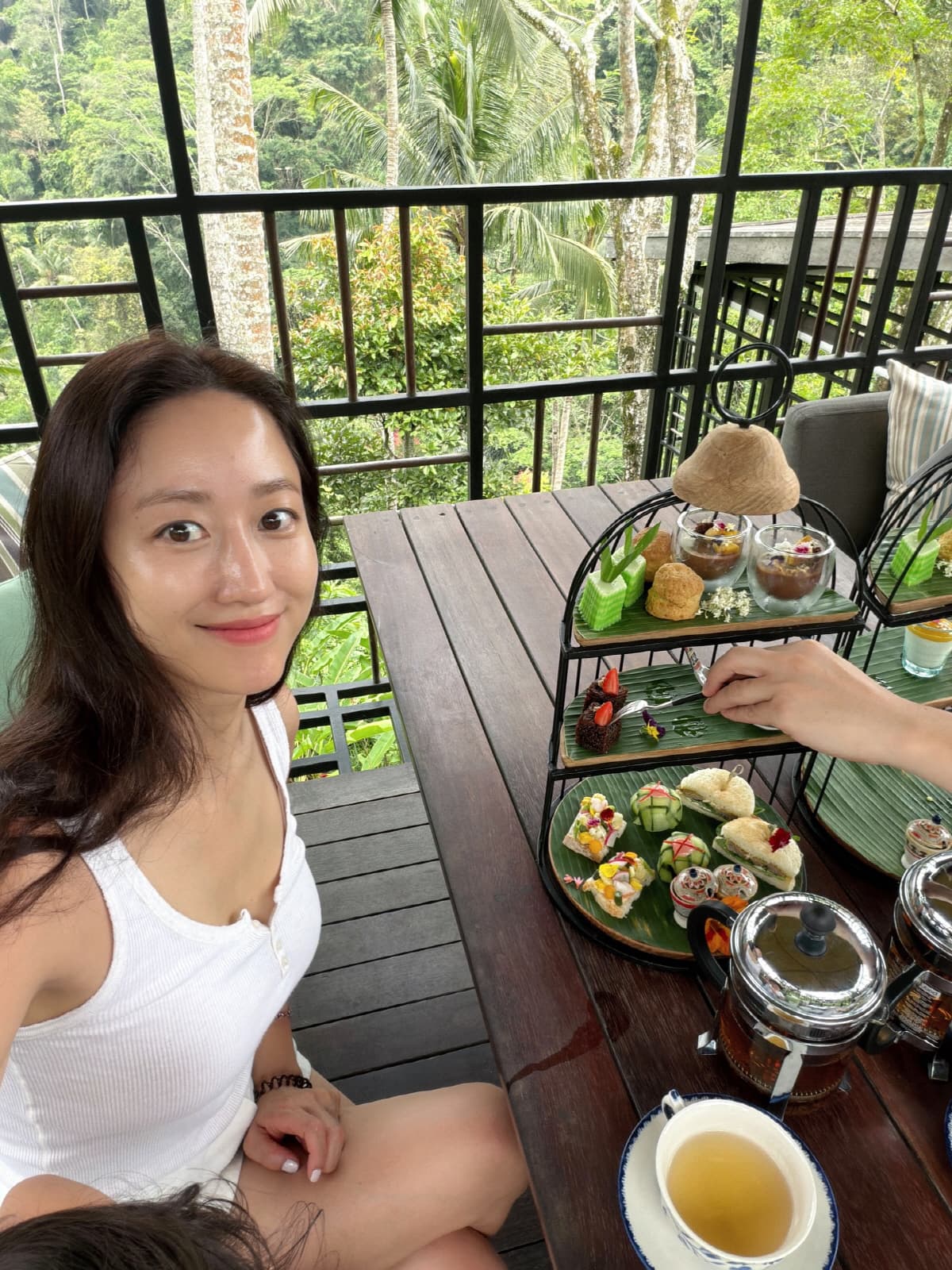 &#8216;Beyond the Bar&#8217; Star Jeon Hye Bin Warns Tourists After $11,000 Spent on Her Lost Card in Bali