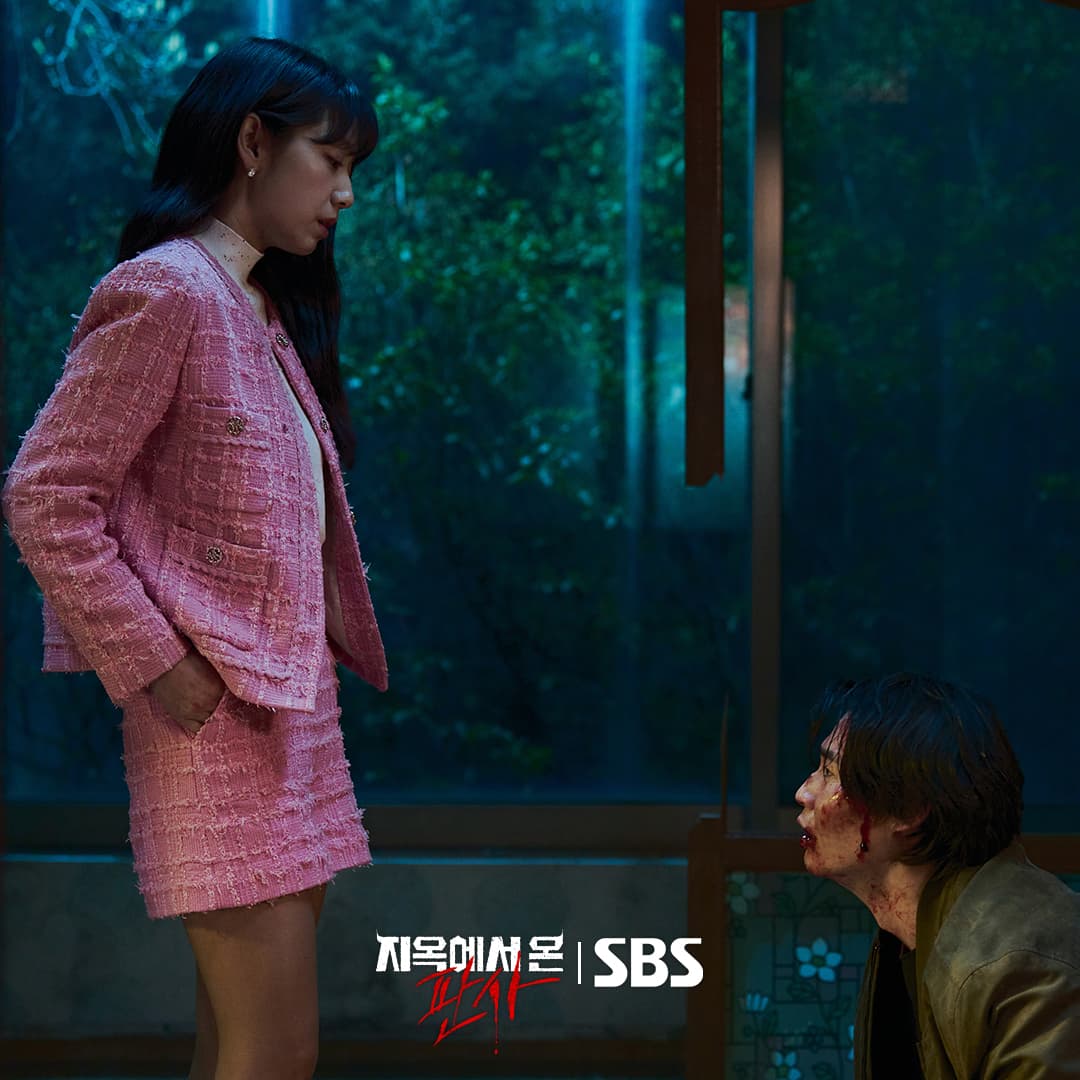 &#8216;The Judge from Hell&#8217; Review: Park Shin Hye as the Antihero